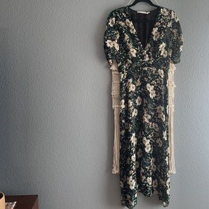 Floral detail maxi dress.